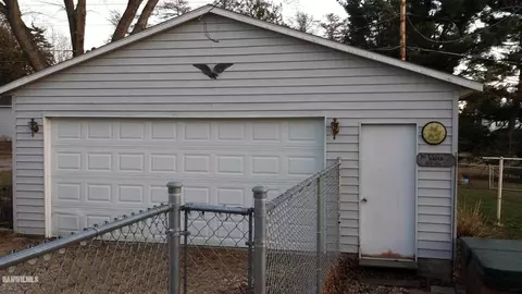 105 Broad St, Mount Carroll, IL 61053 photo 13