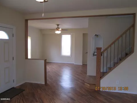 815 Shawnee, Freeport, IL 61032 photo 4