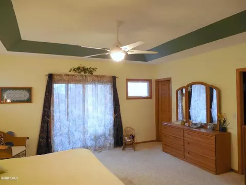 1443 Chadbourne Dr, Davis, IL 61019 photo 9