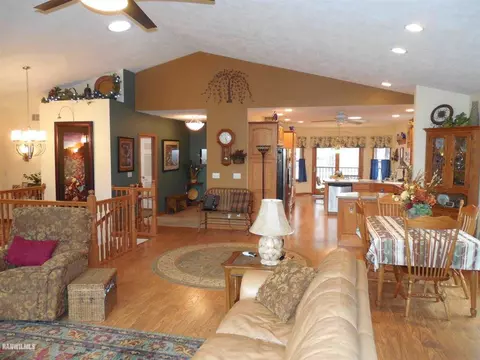 1443 Chadbourne Dr, Davis, IL 61019 photo 8