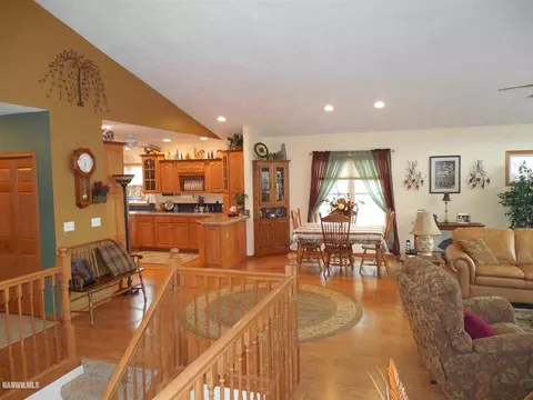 1443 Chadbourne Dr, Davis, IL 61019 photo 6