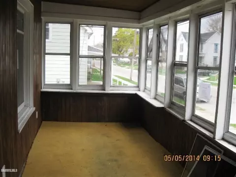 1120 S State Ave, Freeport, IL 61032 photo 5