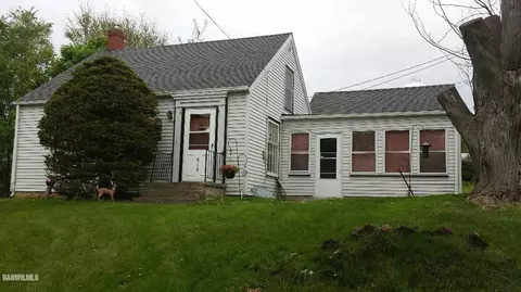 818 S Jackson St, Mount Carroll, IL 61053 photo 1