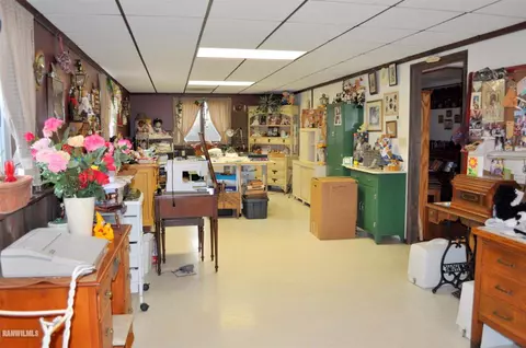 4510 E Lamm Rd, Freeport, IL 61032 photo 19