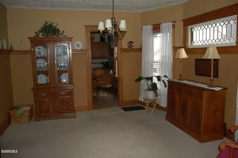 924 S Maple, Freeport, IL 61032 photo 13