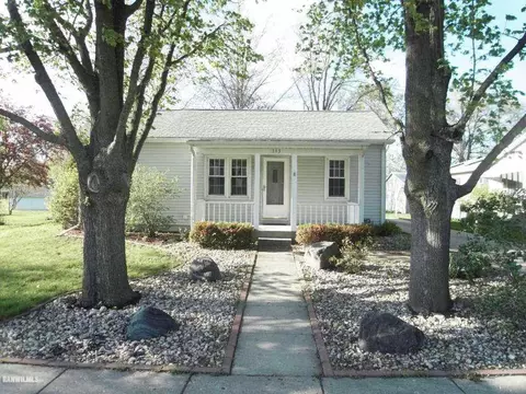 313 W 3rd St, Byron, IL 61010 photo 1