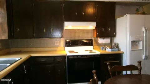 59 School St, Chadwick, IL 61014 photo 8