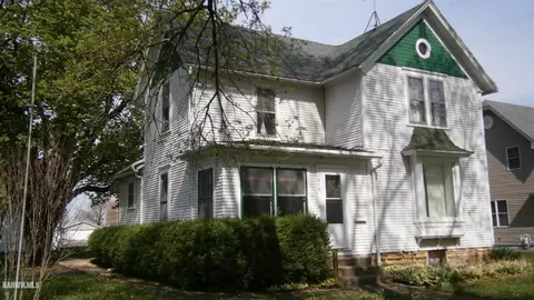 306 N Main St, Chadwick, IL 61014 photo 1