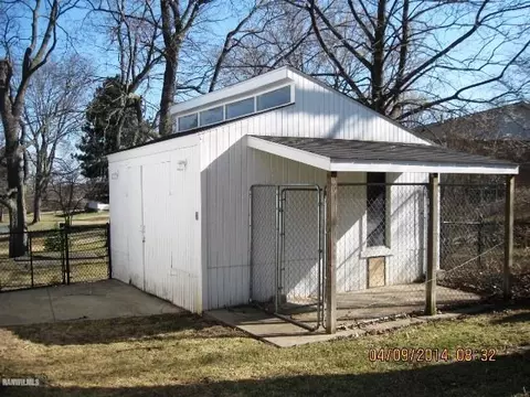 663 Brad Mar Dr, Freeport, IL 61032 photo 6