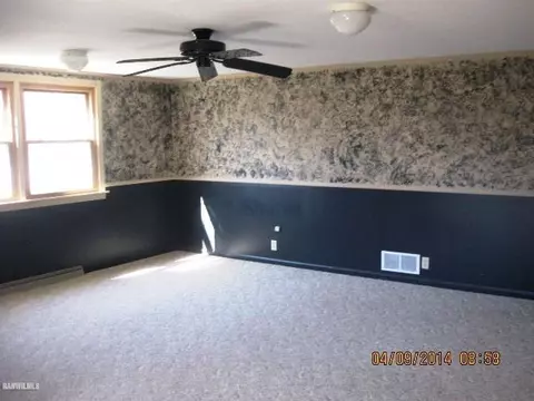 663 Brad Mar Dr, Freeport, IL 61032 photo 15