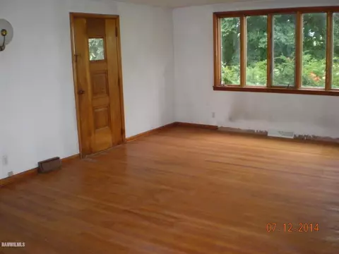 13431 E Loran Rd, Mount Carroll, IL 61053 photo 9