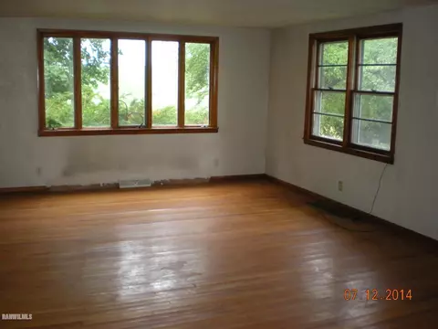 13431 E Loran Rd, Mount Carroll, IL 61053 photo 8