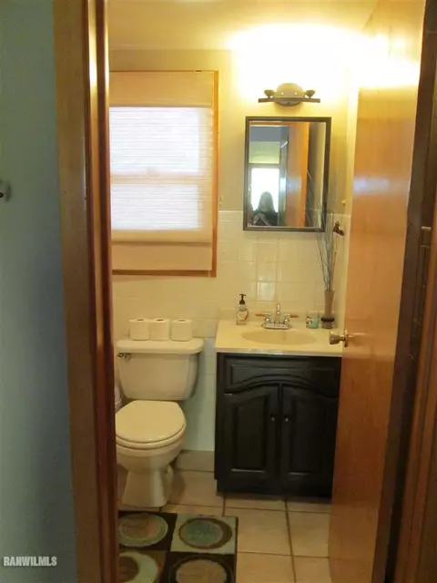 8 Park Crst, Freeport, IL 61032 photo 3