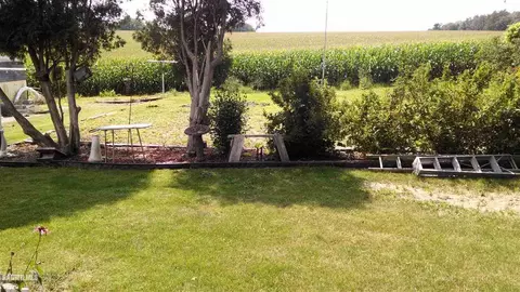 2288 Eagle Dr, Freeport, IL 61032 photo 6