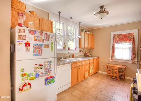 701 S Park Blvd, Freeport, IL 61032 photo 7