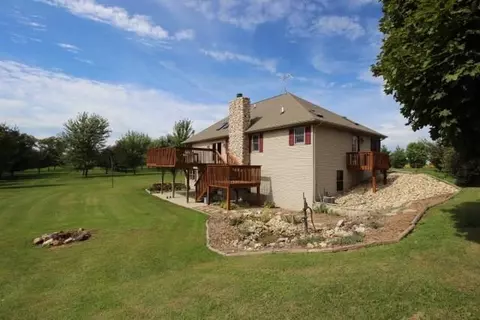 742 N River Rd, Ridott, IL 61067 photo 24