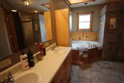 742 N River Rd, Ridott, IL 61067 photo 12