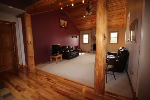 742 N River Rd, Ridott, IL 61067 photo 2