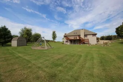 742 N River Rd, Ridott, IL 61067 photo 25
