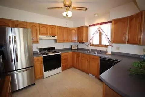 2320 Lake Summerset Rd, Davis, IL 61019 photo 6