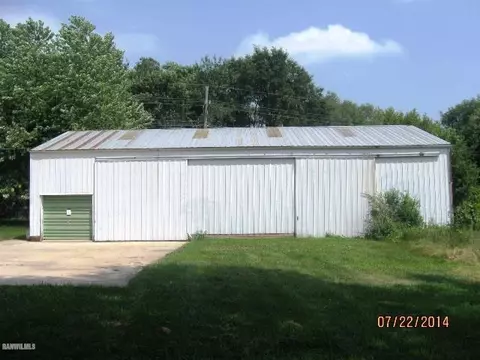 1304 Morningside Dr, Freeport, IL 61032 photo 5