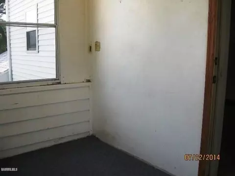 1304 Morningside Dr, Freeport, IL 61032 photo 6