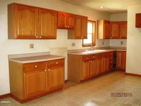 1304 Morningside Dr, Freeport, IL 61032 photo 12