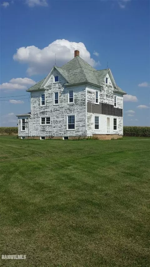 21817 Salem, Chadwick, IL 61014 photo 1