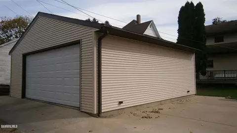 223 E Pearl St, Lanark, IL 61046 photo 20