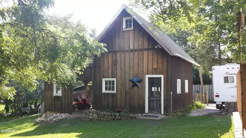 723 E Washington St, Mount Carroll, IL 61053 photo 13