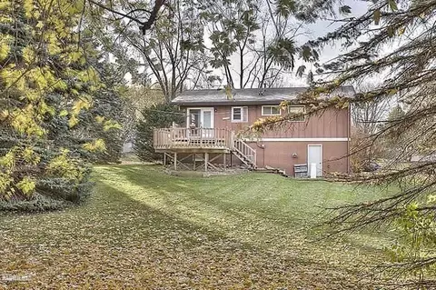 2132 Middlebury, Freeport, IL 61032 photo 13