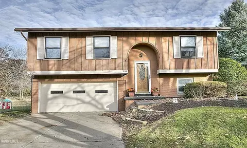 2132 Middlebury, Freeport, IL 61032 photo 19