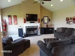 923 Southgate Dr, Davis, IL 61019 photo 3