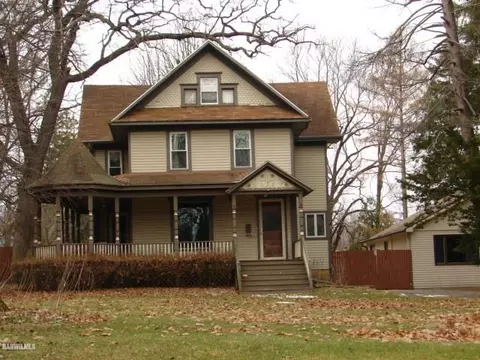 40 N Wise, Freeport, IL 61032 photo 1