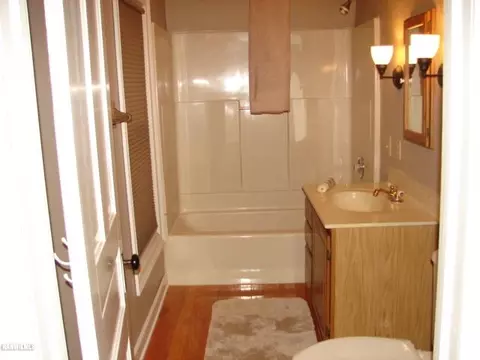 40 N Wise, Freeport, IL 61032 photo 12