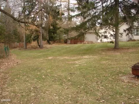 40 N Wise, Freeport, IL 61032 photo 17