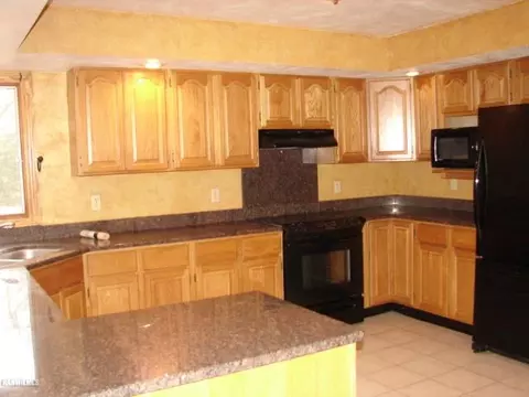 40 N Wise, Freeport, IL 61032 photo 5