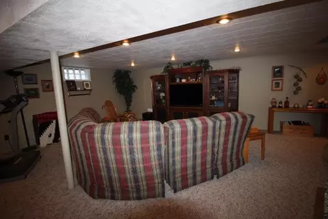 984 Monroe Dr, Freeport, IL 61032 photo 20