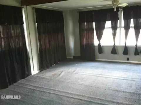 213 E Franklin St, Lanark, IL 61046 photo 5