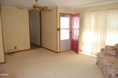 1438 Winter Dr, Freeport, IL 61032 photo 3