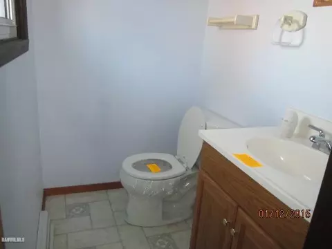 106 E 12th St, Pecatonica, IL 61063 photo 17