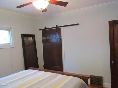1605 S Demeter Dr, Freeport, IL 61032 photo 2