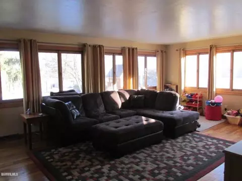 1605 S Demeter Dr, Freeport, IL 61032 photo 6