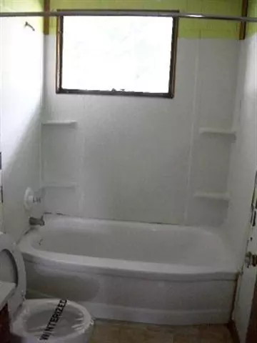720 E Illinois, Freeport, IL 61032 photo 5