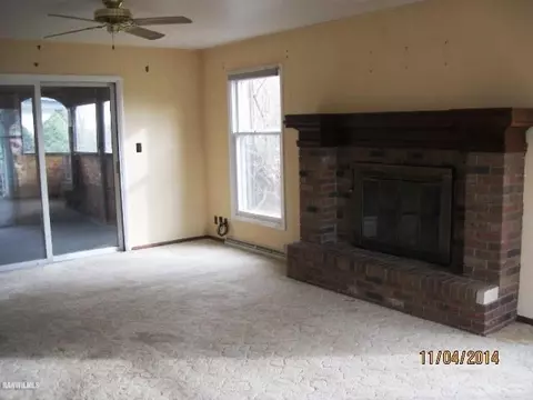 2277 Shepard Dr, Freeport, IL 61032 photo 13