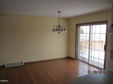 5388 Squire Cir, Thomson, IL 61285 photo 4