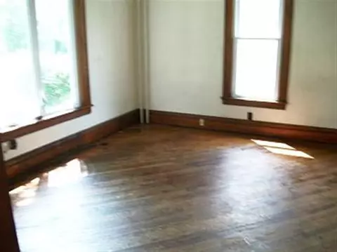 536 W American, Freeport, IL 61032 photo 7