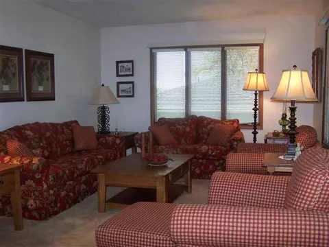 501 Hill St, Lanark, IL 61046 photo 2