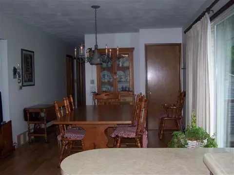 501 Hill St, Lanark, IL 61046 photo 5