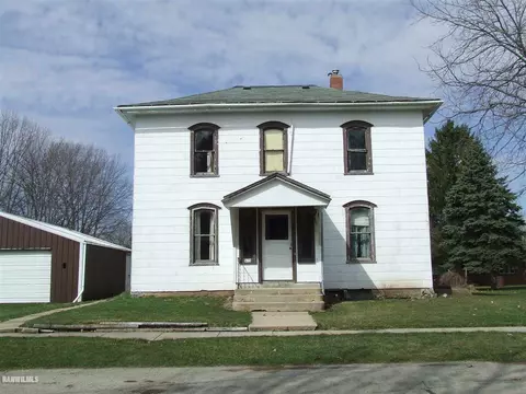 412 Lee St, Davis, IL 61019 photo 1